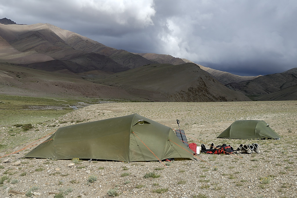 060813-11.jpg - Chorten Sumdo