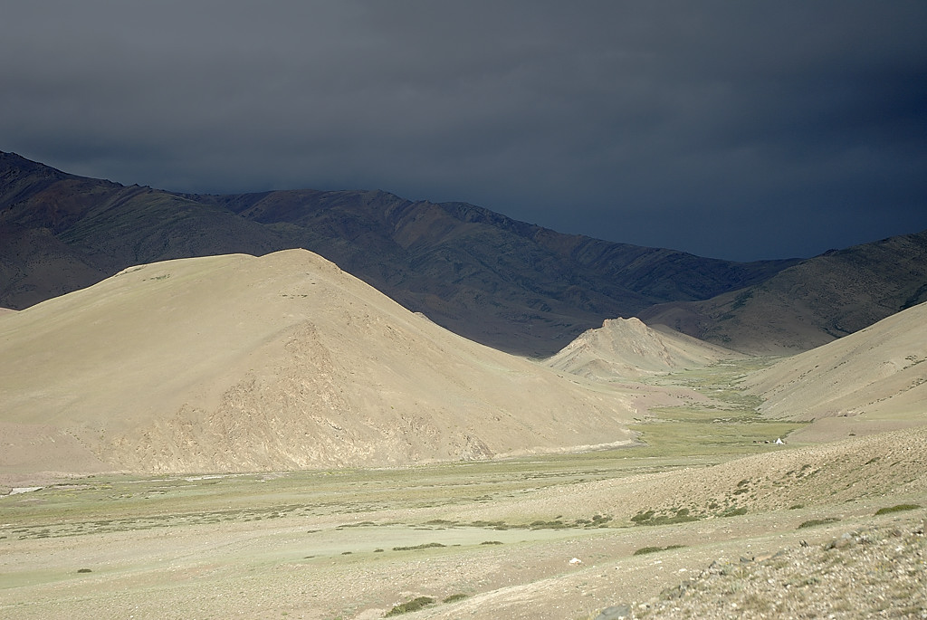 060813-12.jpg - Chorten Sumdo