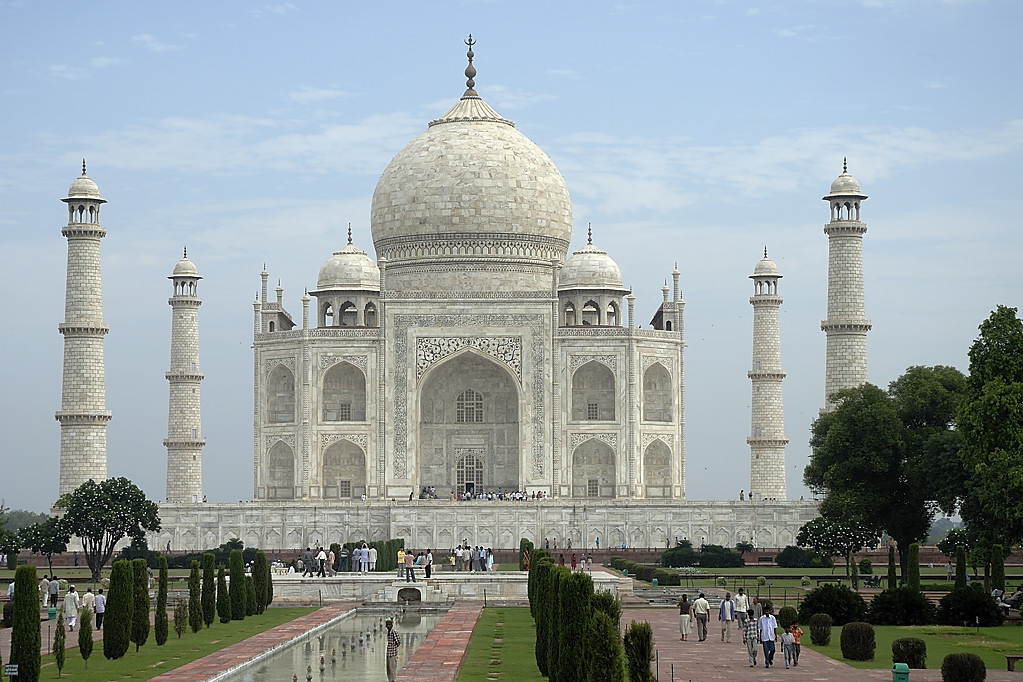 060823-02.jpg - Taj Mahal