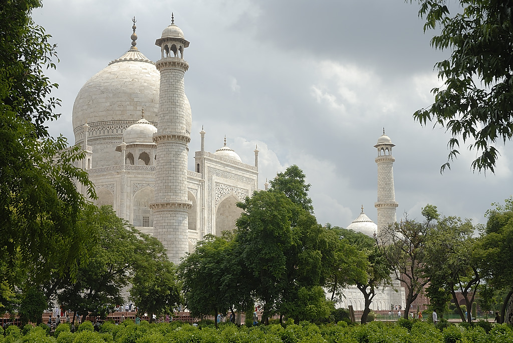 060823-18.jpg - Taj Mahal