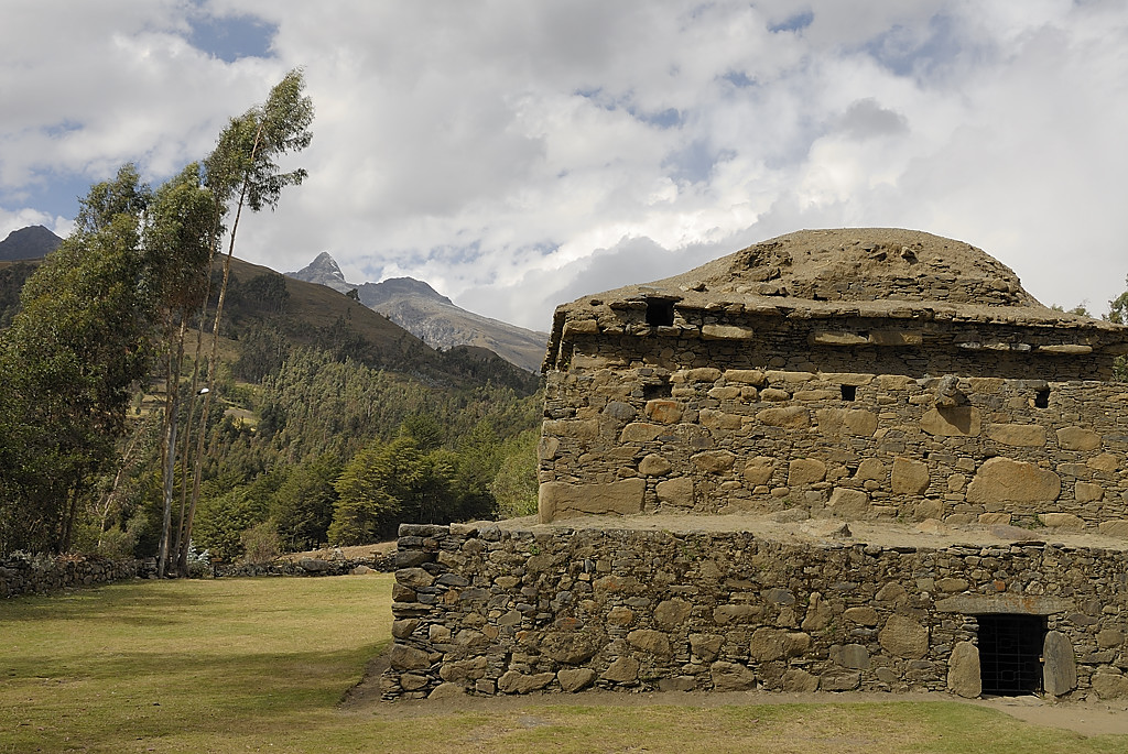 070708-07.jpg - B�timent principal