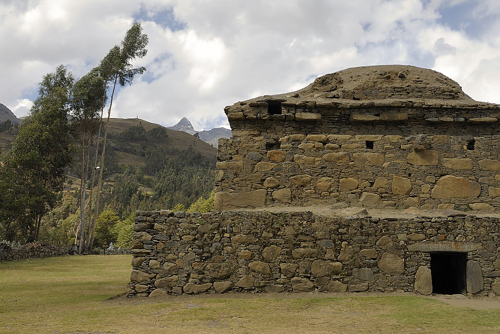 070708-08.jpg - B�timent principal