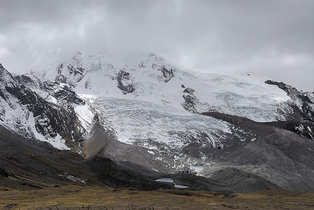 070726-09.jpg - Descente du col Palomani � la Laguna Jatunpata