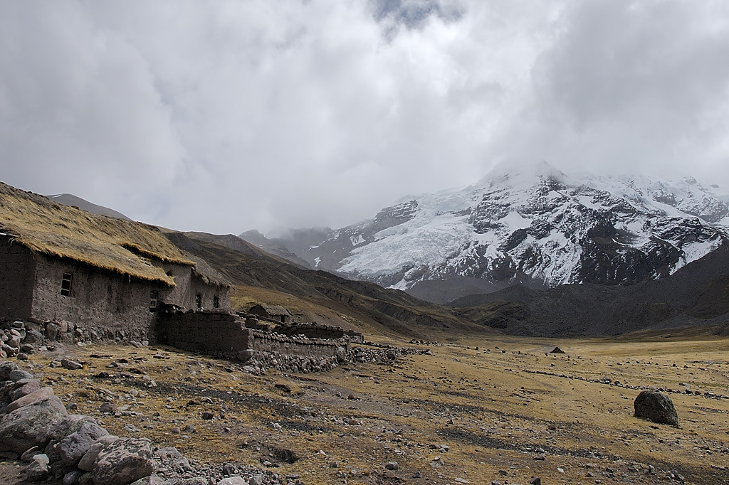 070726-10.jpg - Descente du col Palomani � la Laguna Jatunpata