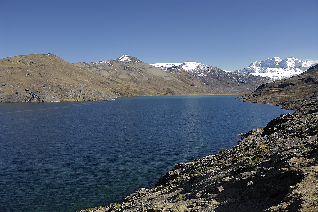 070728-06.jpg - Laguna Sibinacocha : sommets au Nord-Ouest