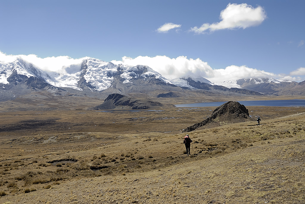 070728-12.jpg - Descente du col Yayamari vers laguna Ccasccara : nev. Montura