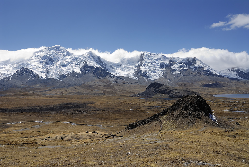 070728-14.jpg - Le long de la laguna Ccasccara : nev. Montura