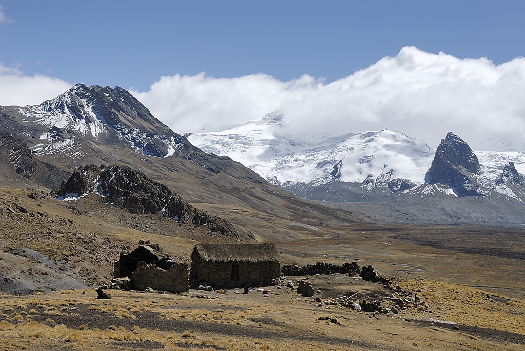 070728-17.jpg - Le long de la laguna Ccasccara