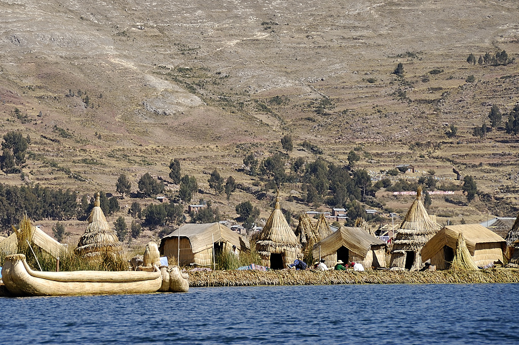 070730-03.jpg - Iles flottantes