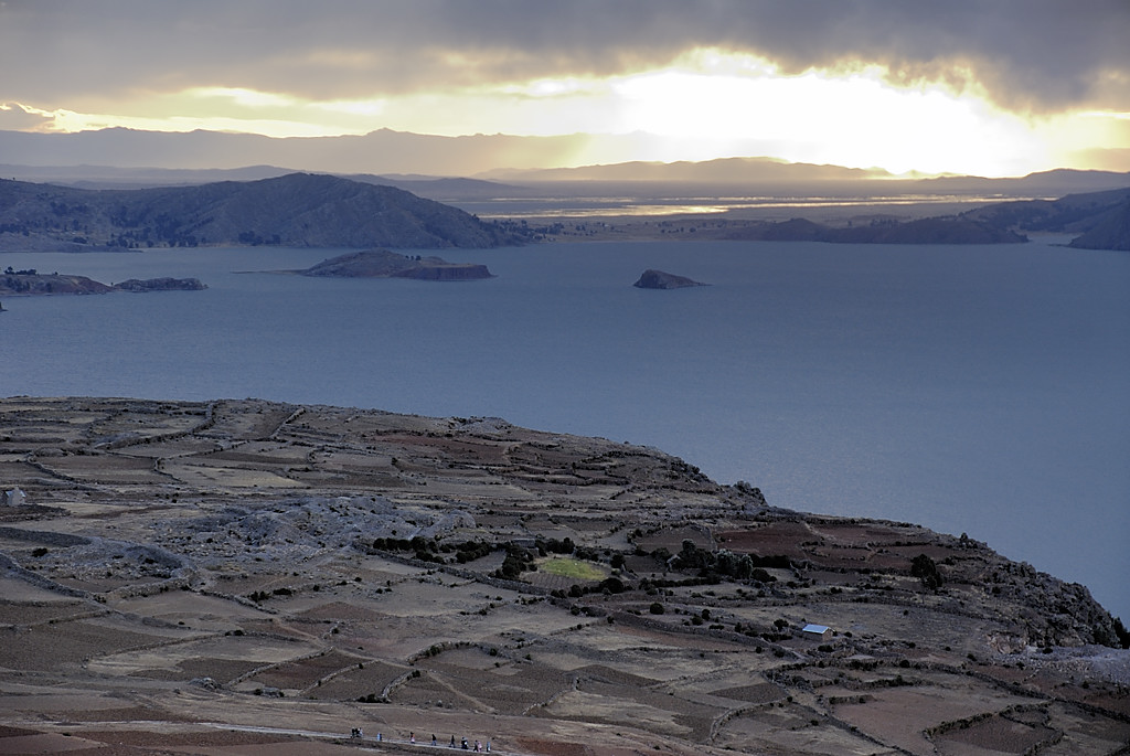 070730-20.jpg - Amantani : coucher de soleil