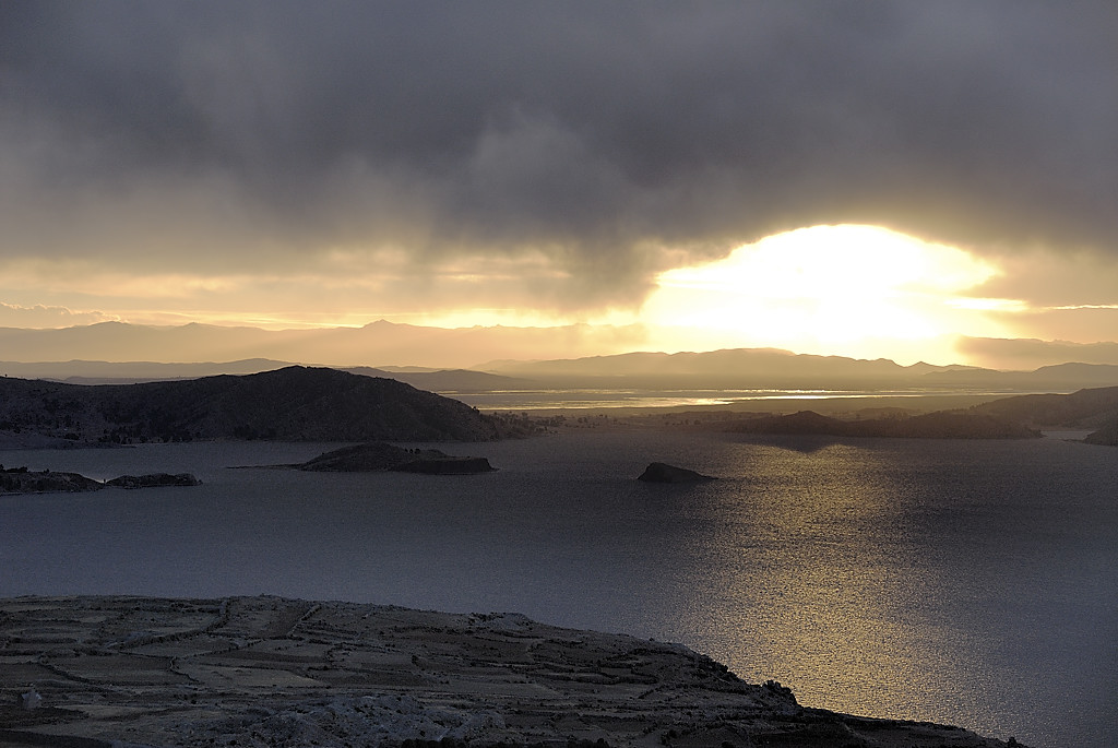 070730-23.jpg - Amantani : coucher de soleil