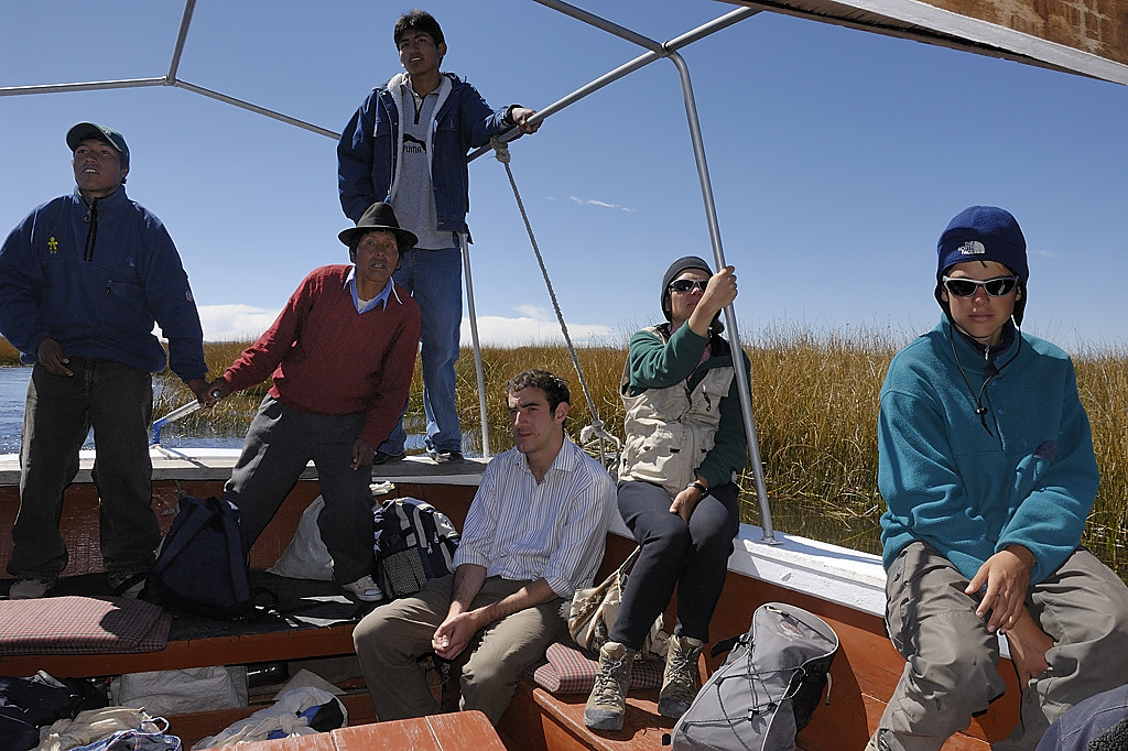 070731-02.jpg - Sur le bateau entre Amantani et Puno