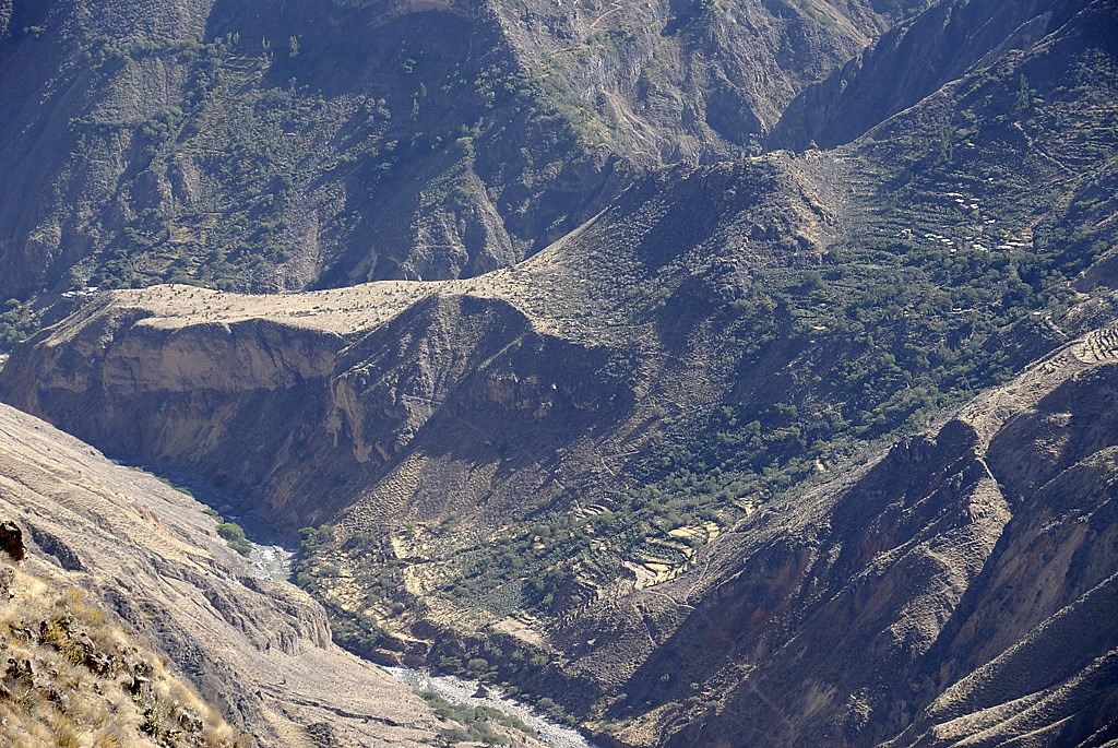 070803-02.jpg - Llahuar, Paclla