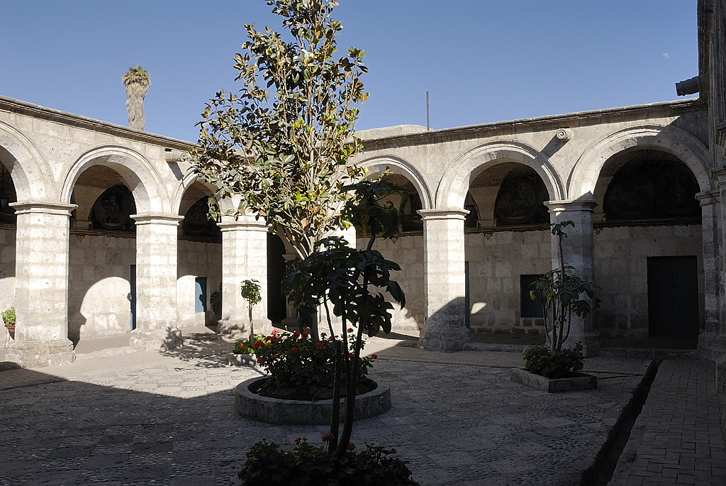 070804-02.jpg - Monasterio de Santa Catalina