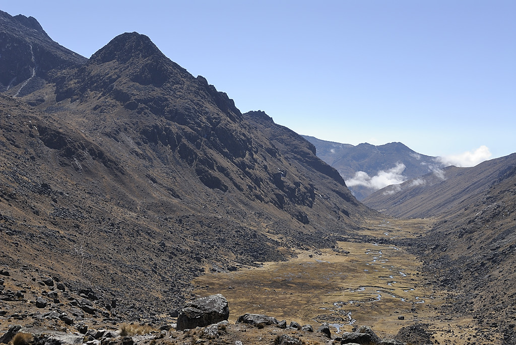 080726-09.jpg - Vall�e du rio Warata : en aval de la Leche Quta