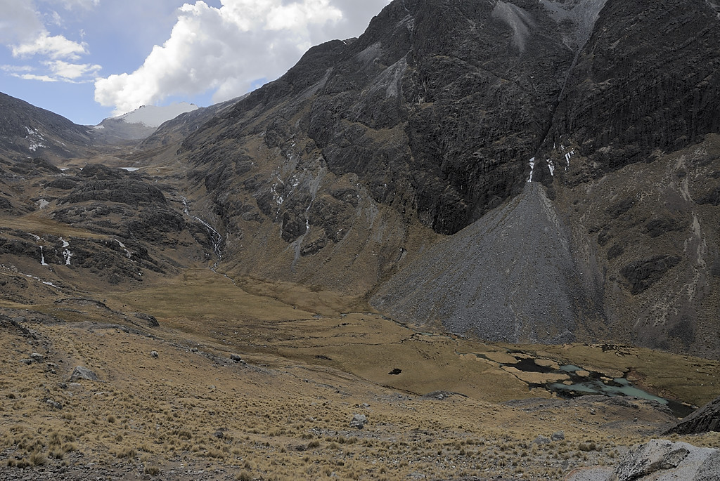 080727-12.jpg - Entre la Janq'u Quta et la Quta Thiya