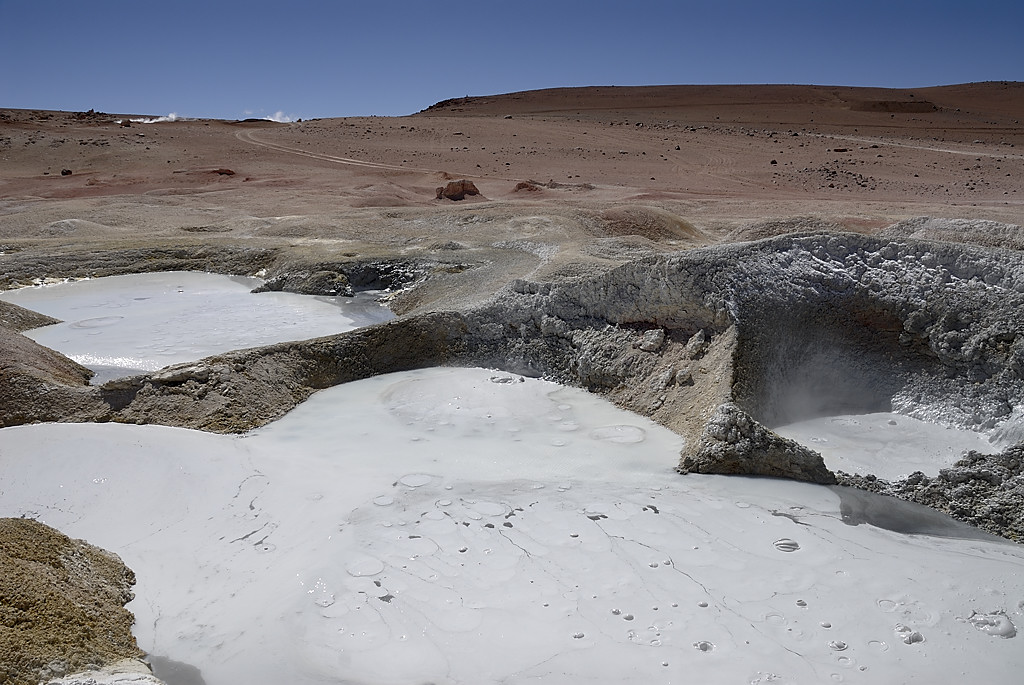080806-037.jpg - Geysers