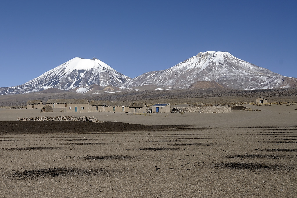 080810-05.jpg - Parinacota, Pomerape