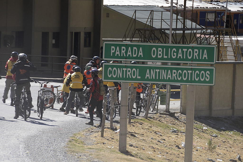 080814-11.jpg - Contr�le antidopage ?