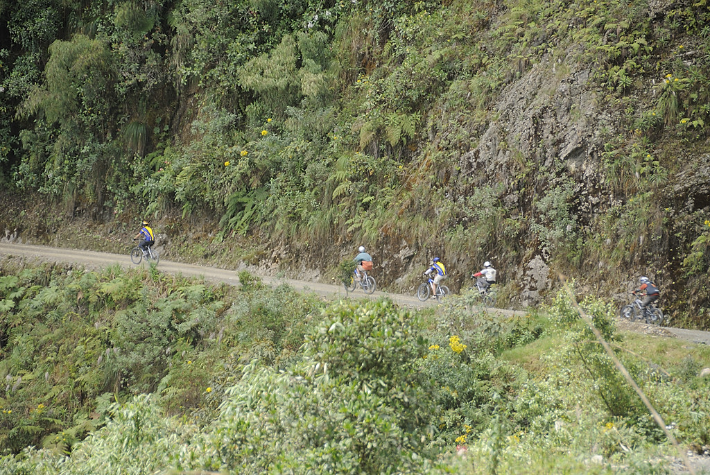 080814-26.jpg - A fond dans la descente