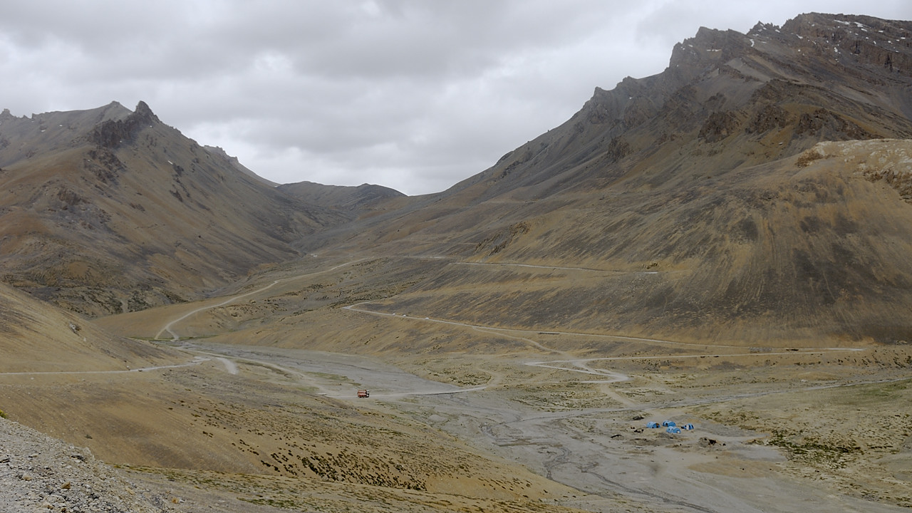 090718-06.jpg - Du Nakee La au Lachulung La