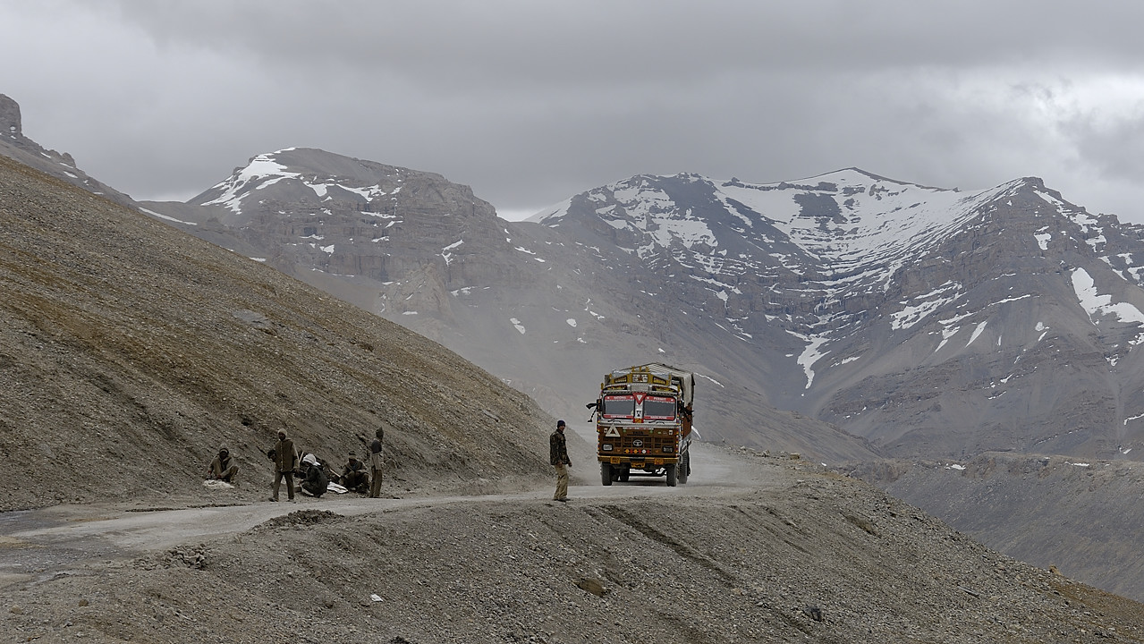 090718-11.jpg - Du Nakee La au Lachulung La