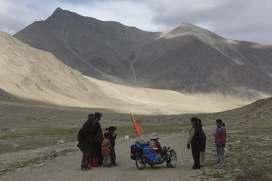 090722-26.jpg - Mont�e au Polo Kongka