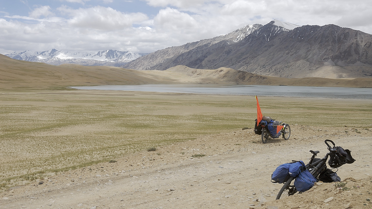 090723-13.jpg - Kyagar Tso, chaine des Mentok