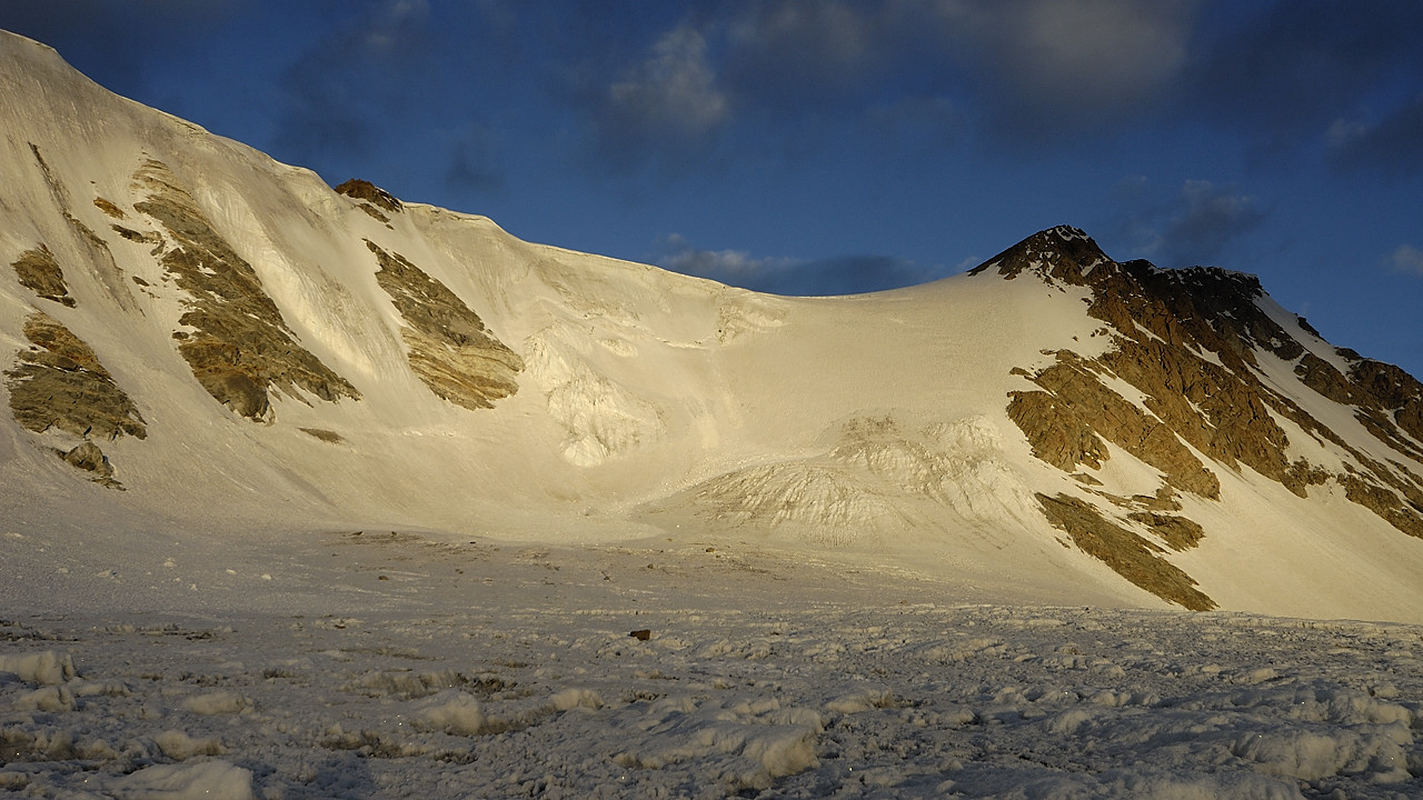 090726-04.jpg - Mont�e au Mentok
