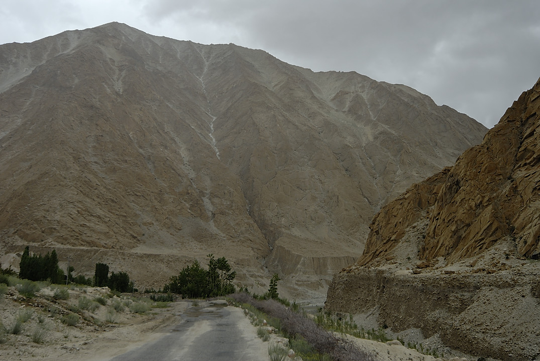 090728-21.jpg - Vall�e de l'Indus