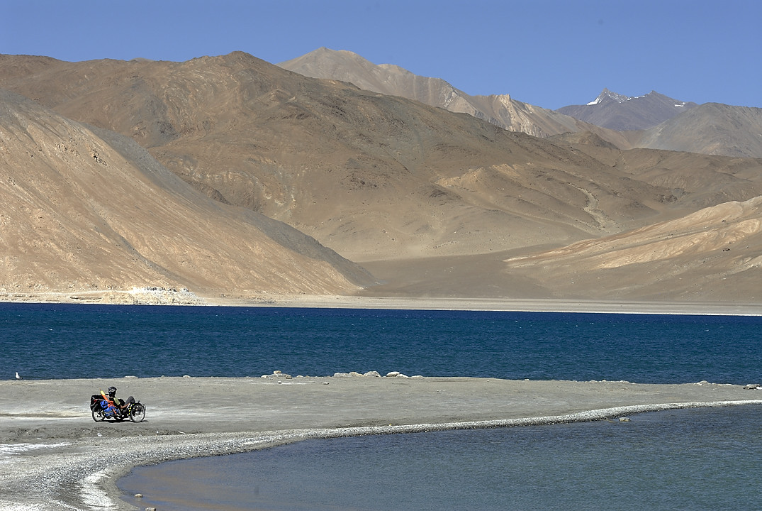 090805-33.jpg - Pangong Tso