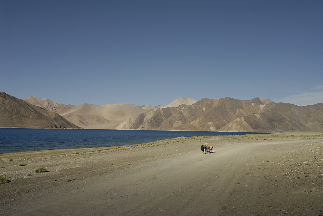 090805-43.jpg - Le long du Pangong Tso jusqu'� Spangmik