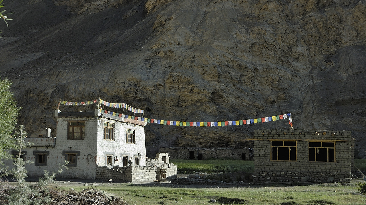 090818-01.jpg - De Tetsa � Hangkar