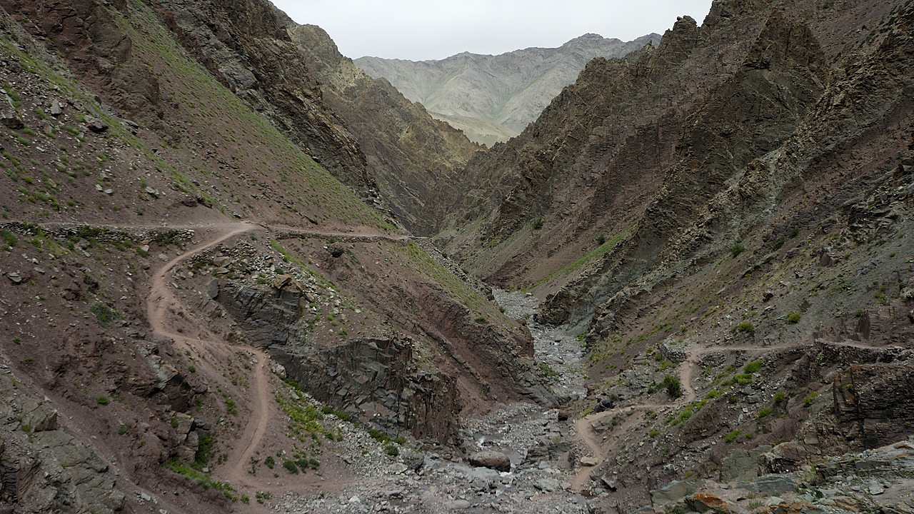 090819-12.jpg - Descente du Konmaru La