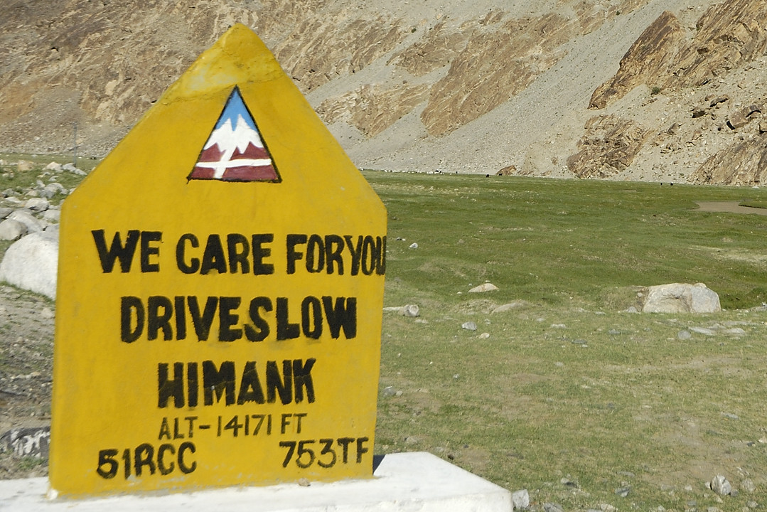 090806-47.jpg - Du Yakmil La � Tangtse