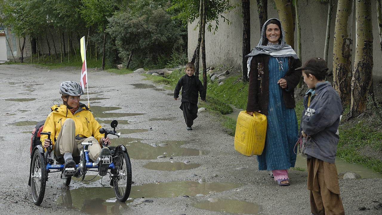 100729-162950.jpg - A Sultan Ishkashim