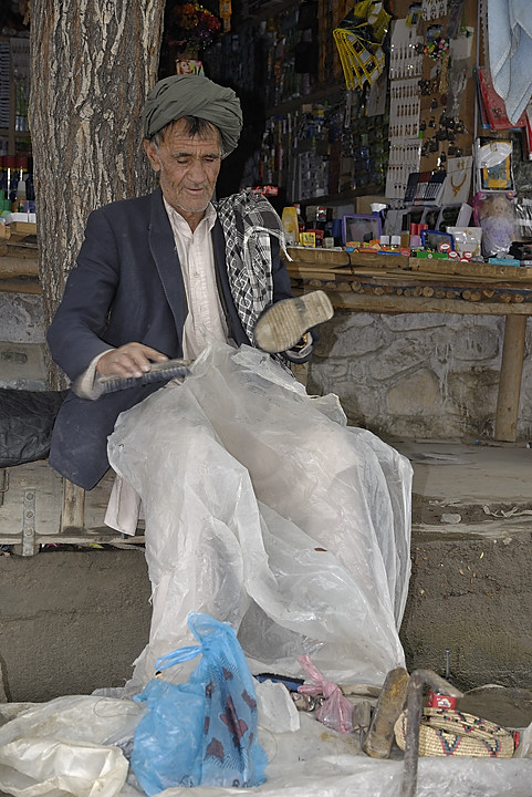 100730-144428.jpg - Sultan Ishkashim, sc�ne de rue