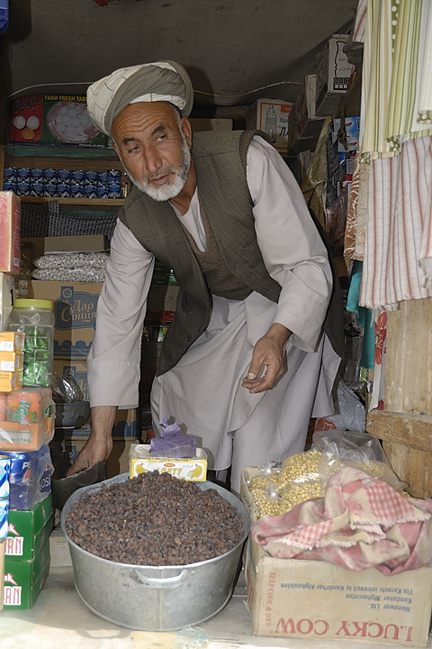 100730-151639.jpg - Sultan Ishkashim, sc�ne de rue