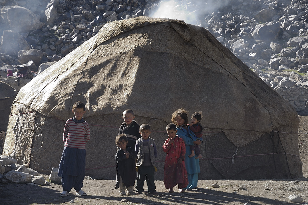 100804-080227.jpg - Village de bergers