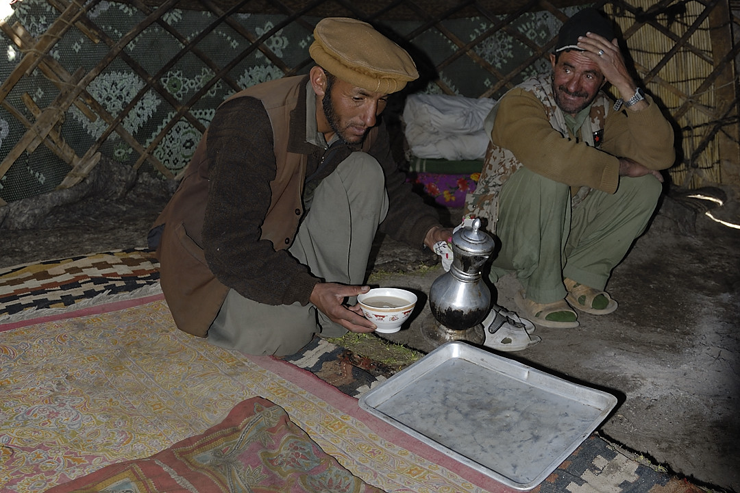 100804-083234.jpg - Village de bergers