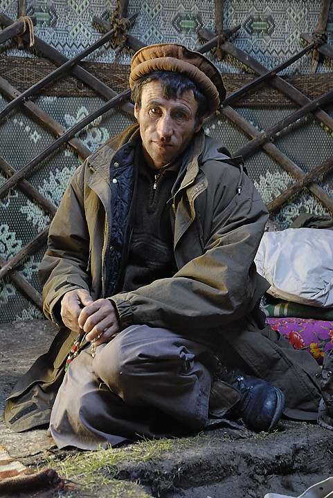 100804-085311.jpg - Village de bergers