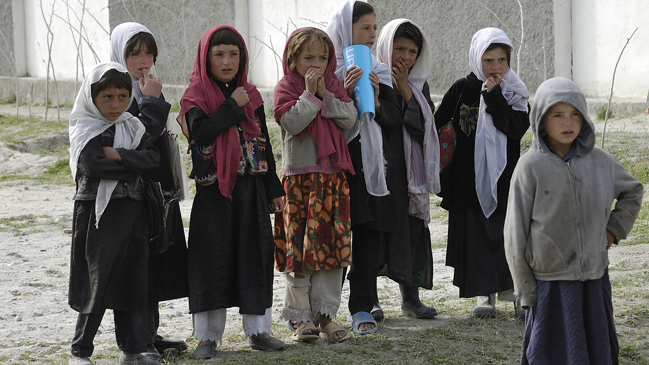 100807-081525.jpg - Ecole de Kala i Panj