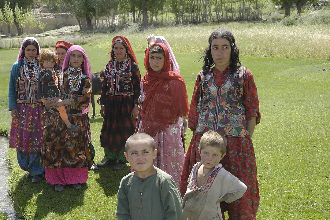 100807-104857.jpg - Curiosit� des femmes � Pekoi