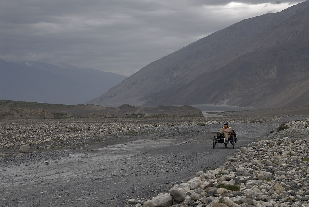 100808-143243.jpg - De Yamit � Urgunt, une piste encore bien d�licate