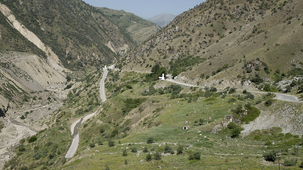 100715-05.jpg - D'Obigarn � Komsomolabad (Nurobod)