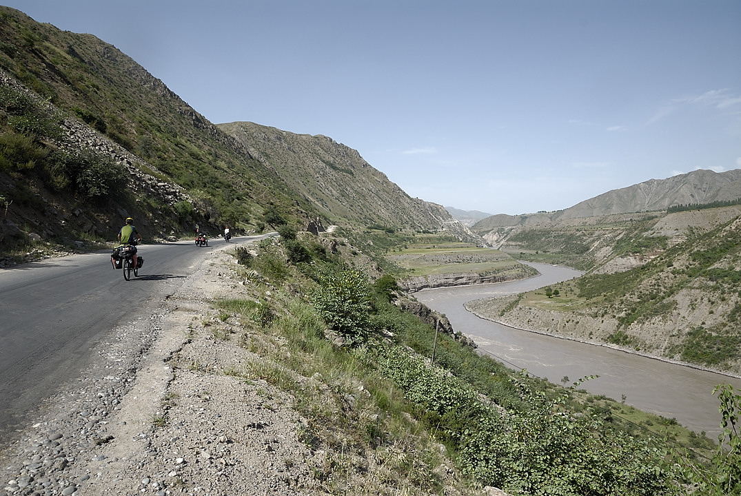 100715-20.jpg - D'Obigarn � Komsomolabad (Nurobod)