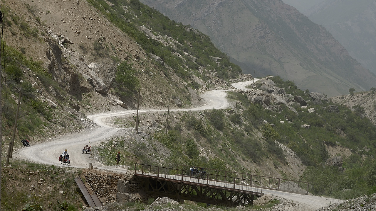 100718-18.jpg - Mont�e au Saghirdarsht Pass