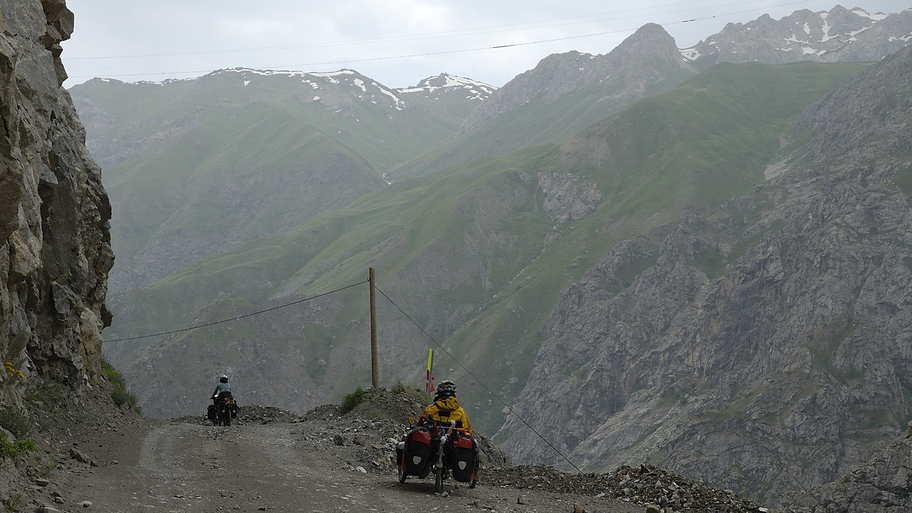100719-19.jpg - Descente du Saghirdasht Pass vers Kala i Khum