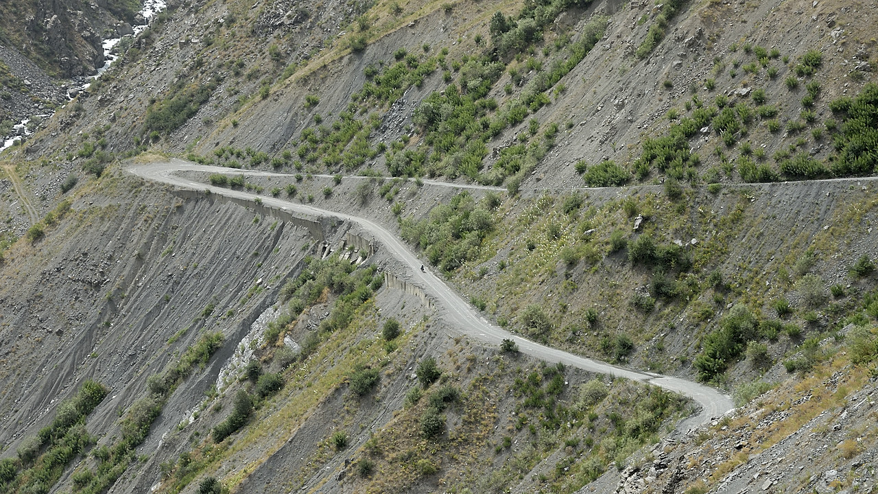 100719-21.jpg - Descente du Saghirdasht Pass vers Kala i Khum