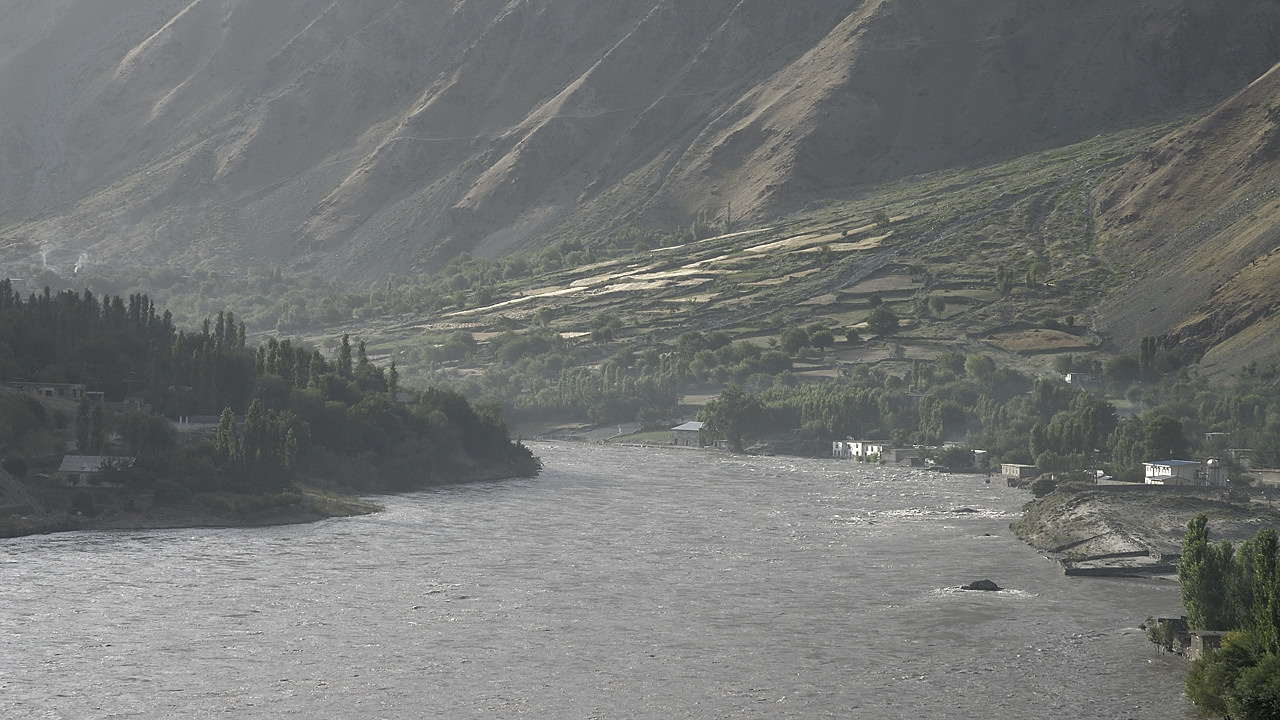 100720-02.jpg - Rivi�re Panj